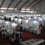 Imagem dos estandes da FETEC.