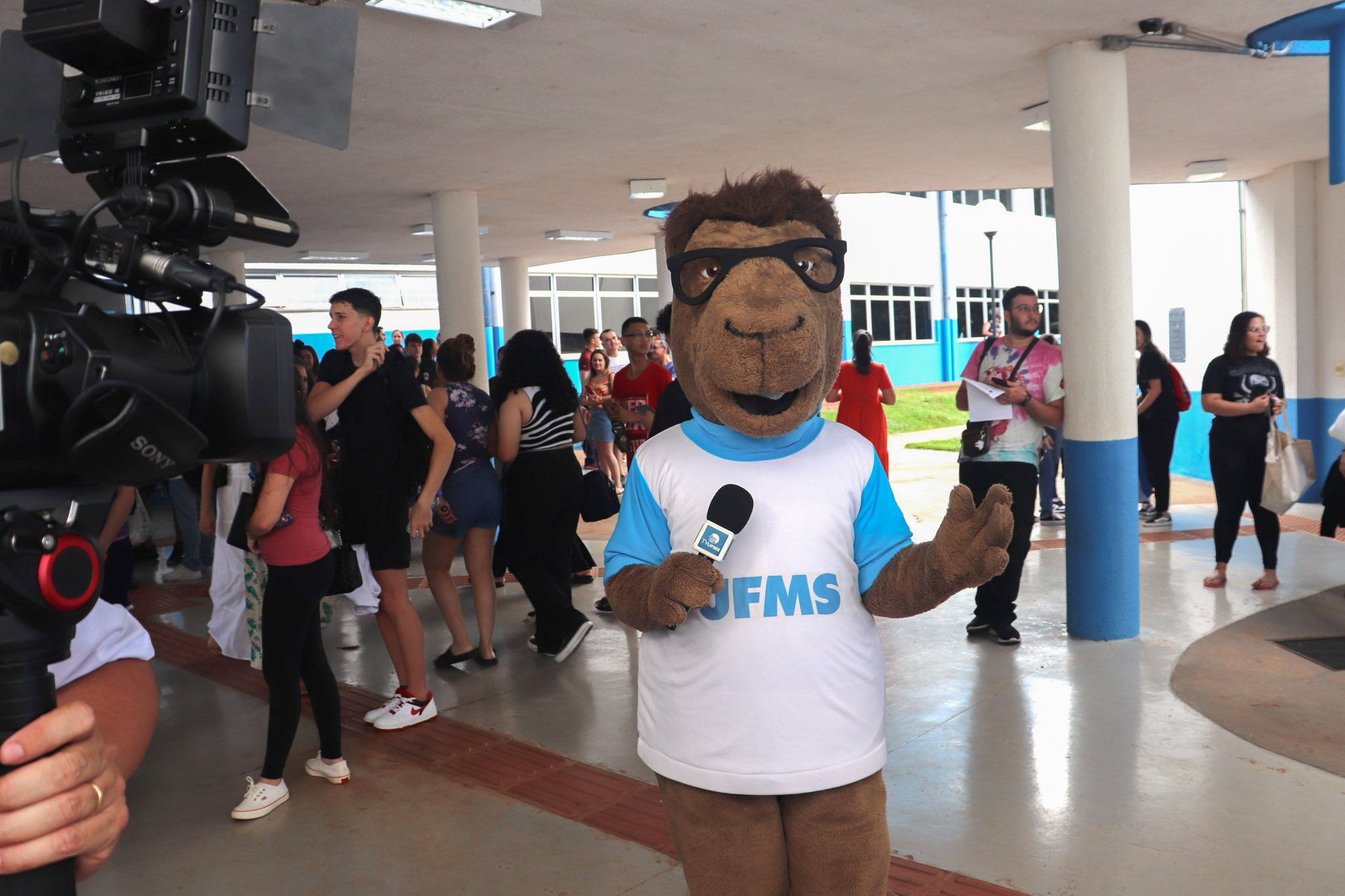 Candidatos realizam as provas presencial e online do Vestibular UFMS 2024 UFMS